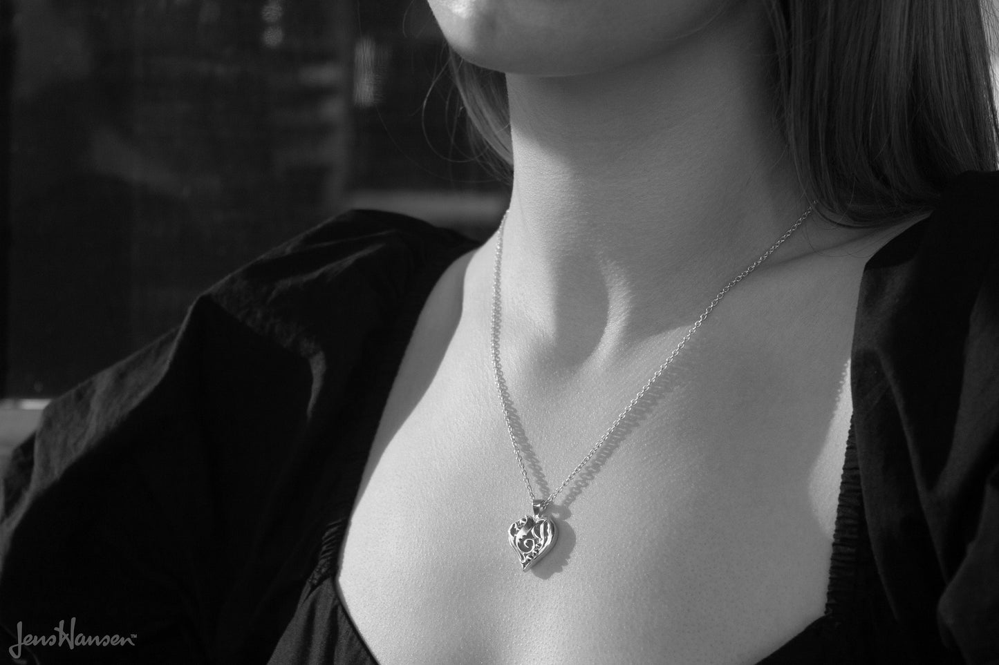 Elvish Heart Pendant, Yellow Gold with Red Gold Droplets