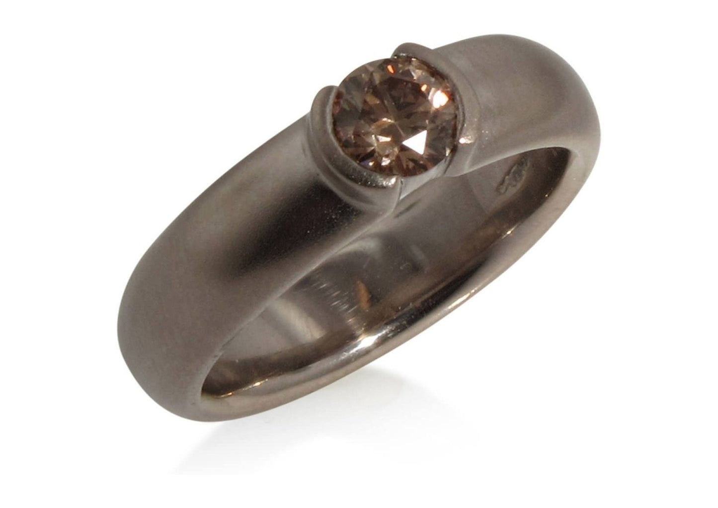 Captivating Champagne Diamond Design - Jens Hansen - 2