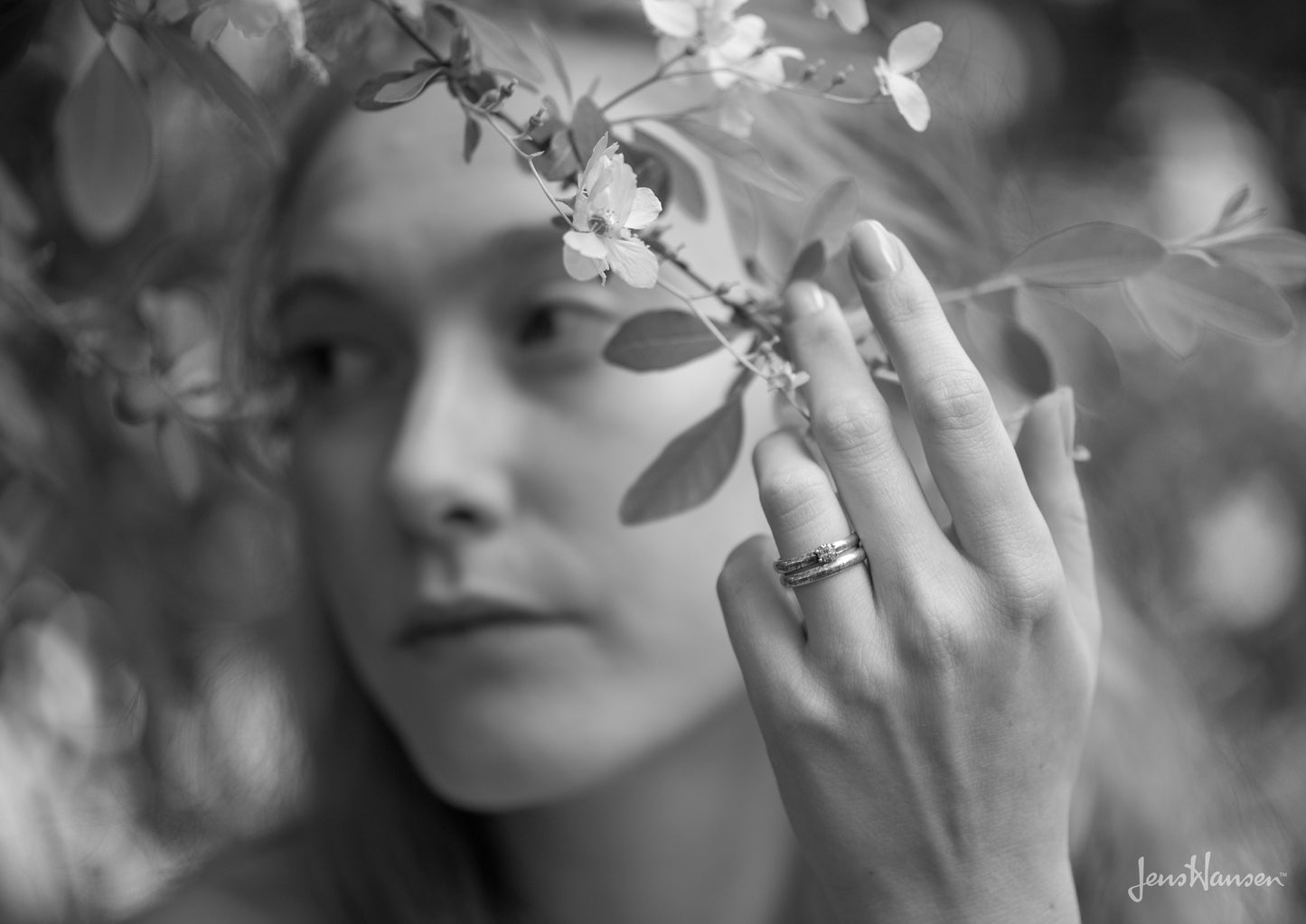 Contemporary Elvish Engagement Ring - Slim, Yellow Gold (Copy-Test)