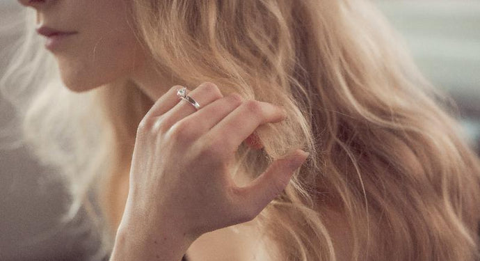 What order should i wear my engagement and wedding rings in?