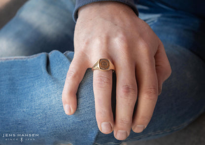 Coat of Arms Signet Ring, Yellow Gold