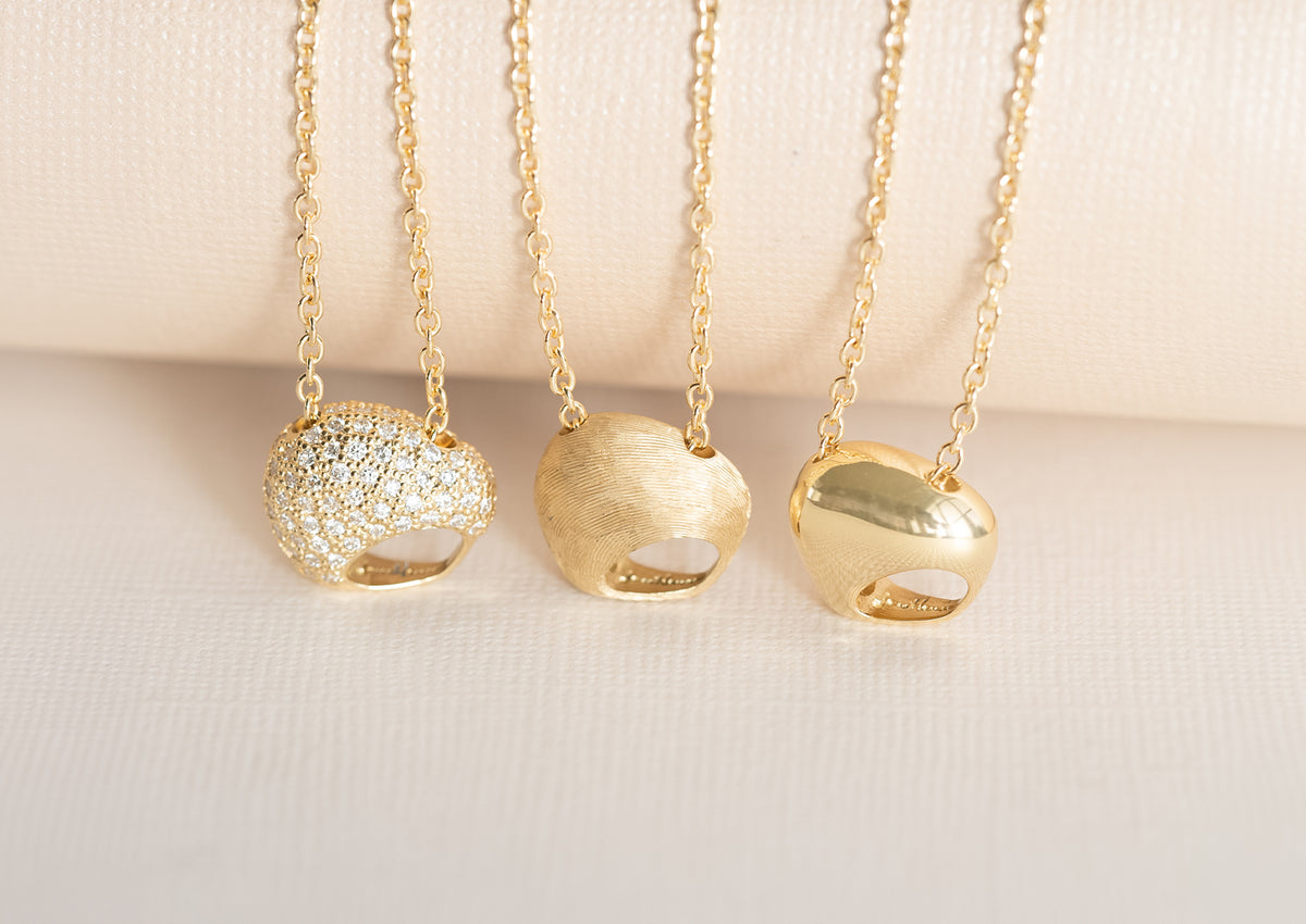 The Golden Kiwi, Yellow Gold