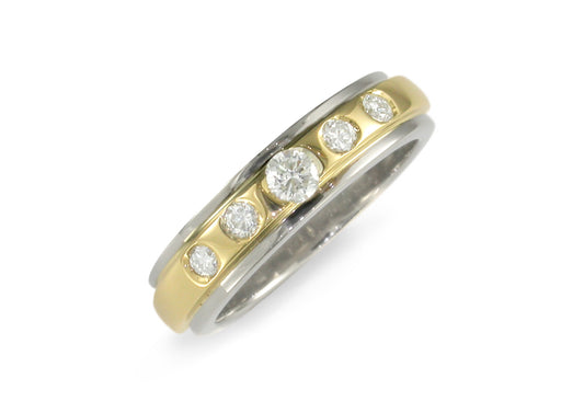 Bi-Tone band with Diamonds