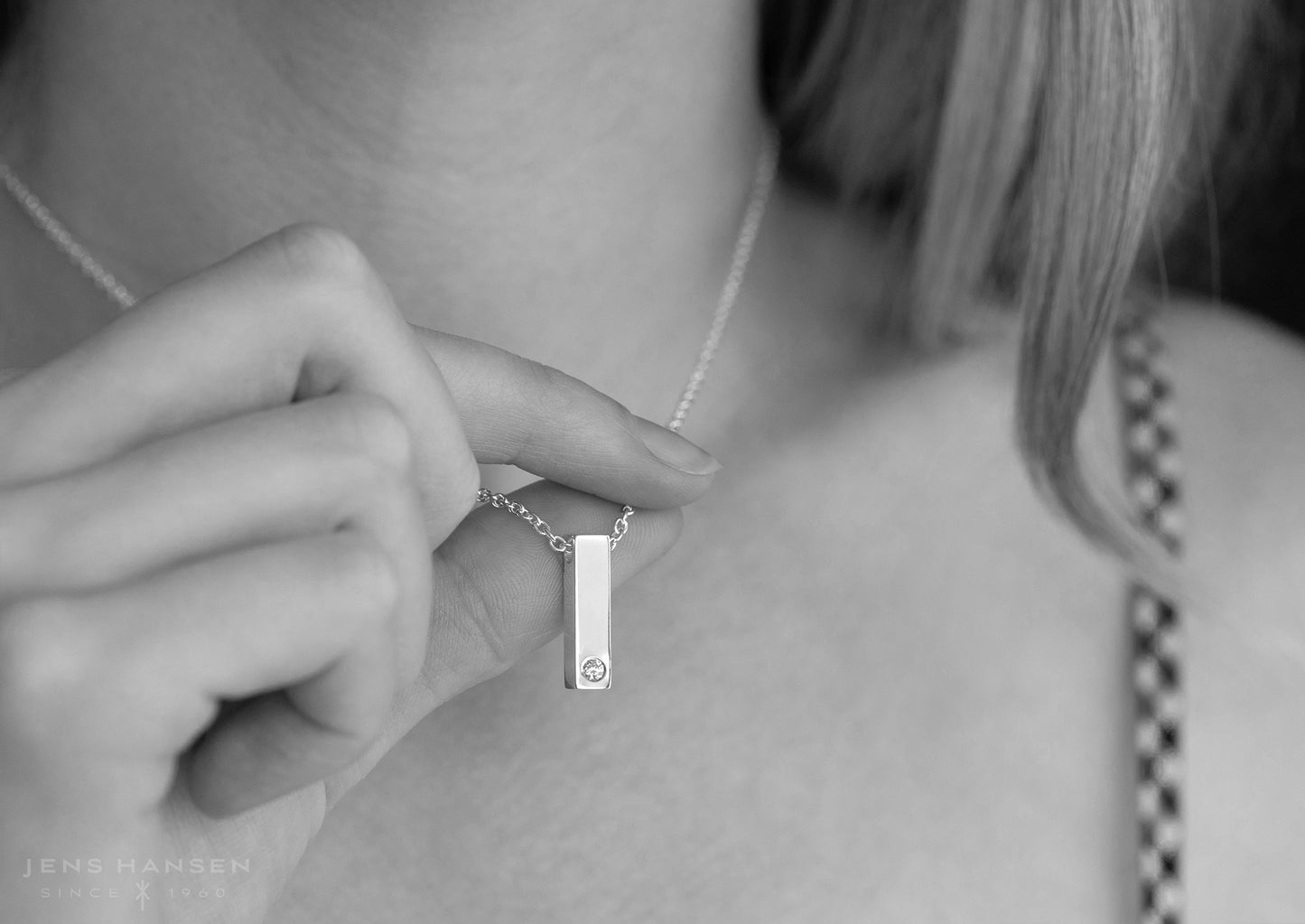 Rectangle Love Stories Diamond Pendant, Red Gold