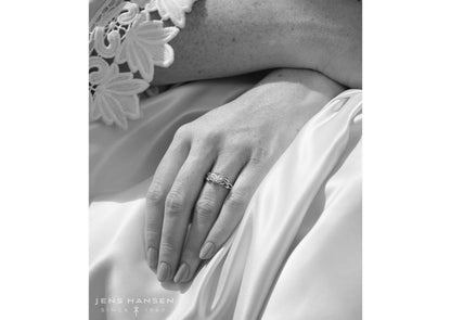 J3340 2-carat Oval Solitaire Vine Engagement Ring, White Gold & Platinum