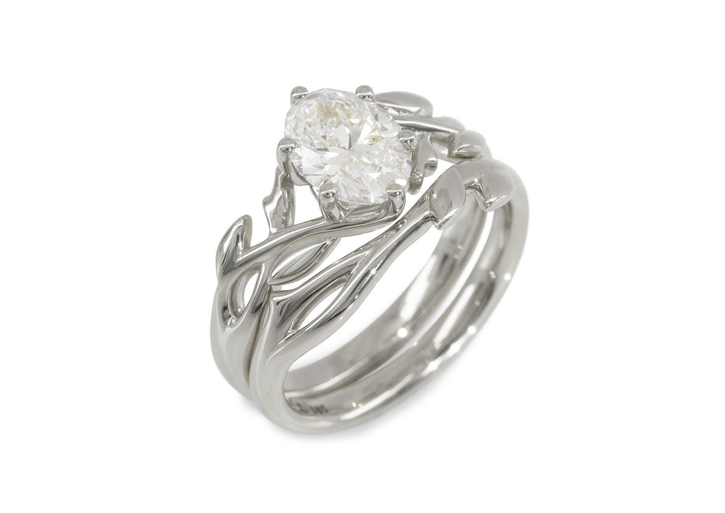 J3341 Vine & Leaf Band, White Gold & Platinum