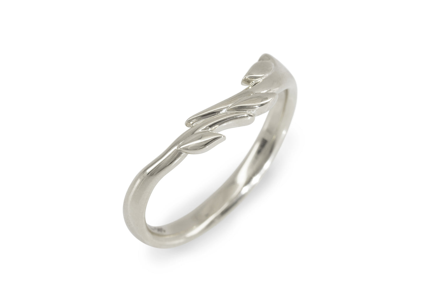 J3343 Vine & Leaf Band, White Gold & Platinum