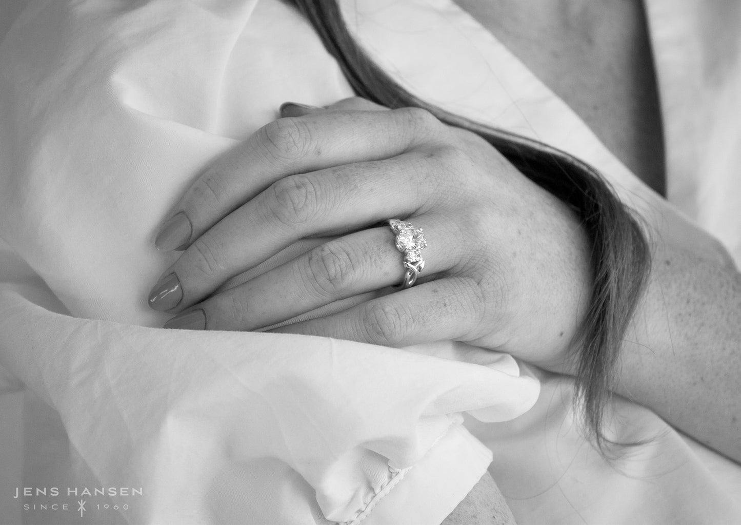 J3344 2-carat Oval Three-Stone Vine Engagement Ring, White Gold & Platinum