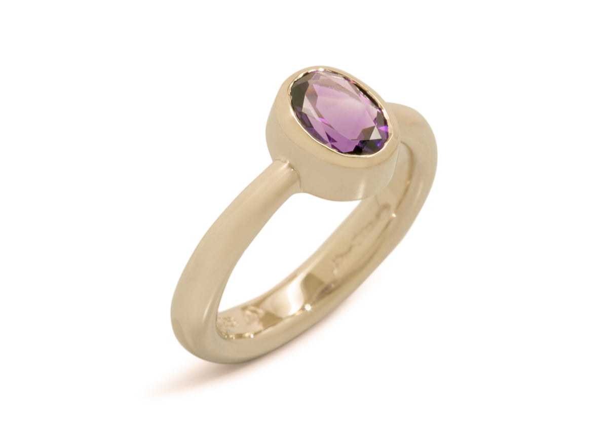 JW146 Oval Gemstone Ring, Yellow Gold