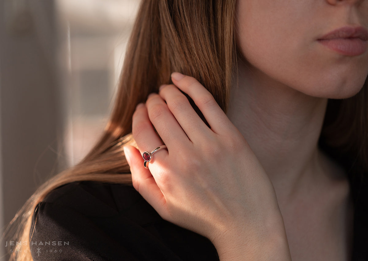 JW146 Oval Gemstone Ring, White Gold & Platinum