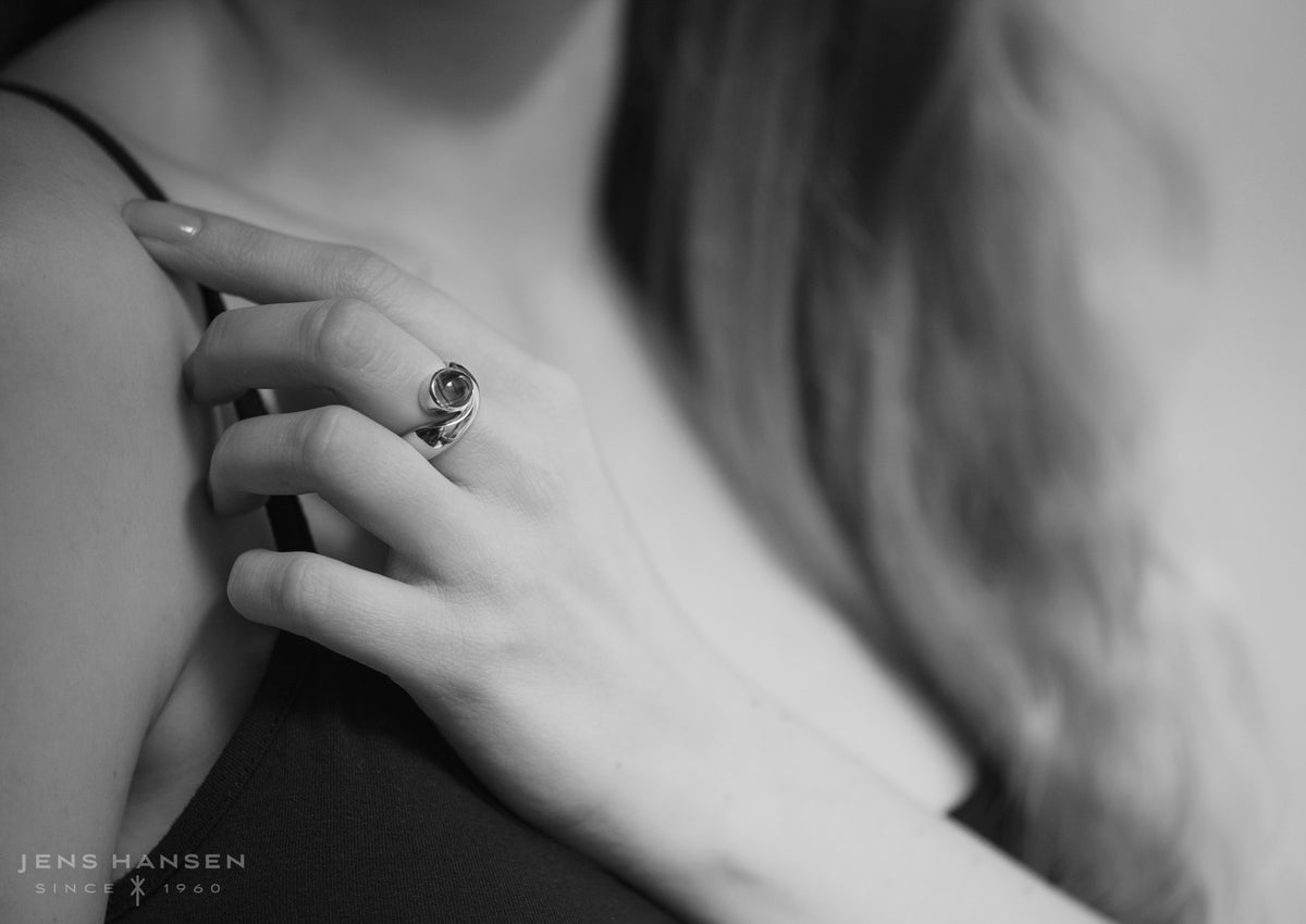 JW211 Cabochon Gemstone Ring, White Gold & Platinum