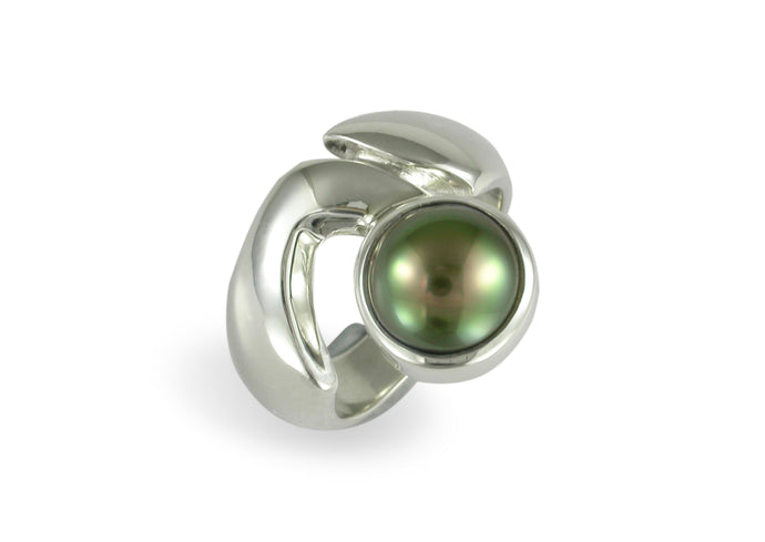 Sterling Silver & Black Pearl Ring