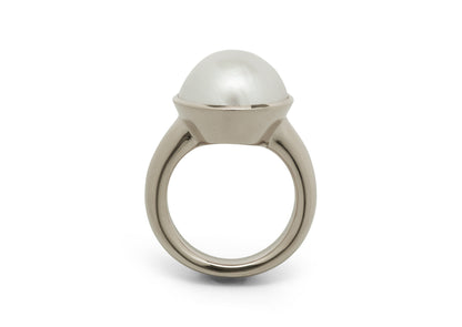 Iridescent Mabe Pearl Ring, White Gold & Platinum