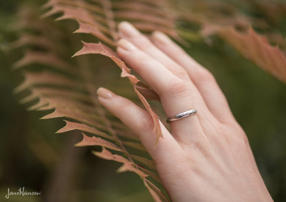 Petite Elvish Love Ring White Gold & Platinum