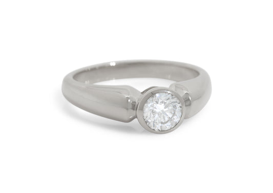 JW78 Diamond Ring, White Gold & Platinum