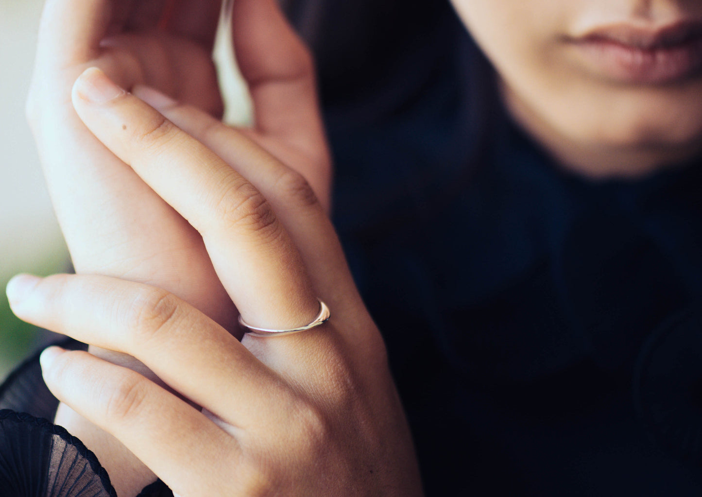 Möbius Twist Ring, White Gold & Platinum